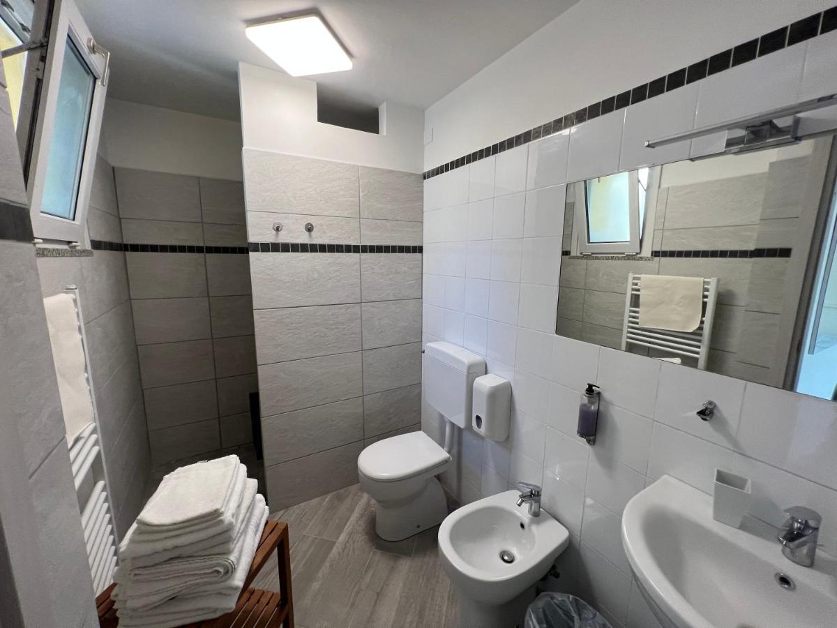 Hotel Locanda Rosy Cattolica Kültér fotó