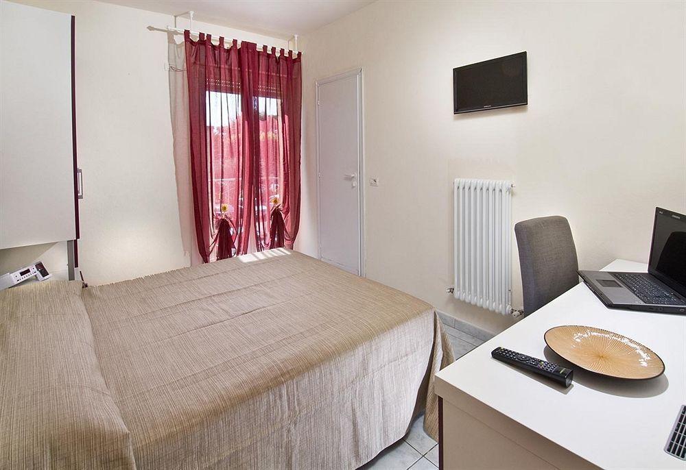 Hotel Locanda Rosy Cattolica Kültér fotó