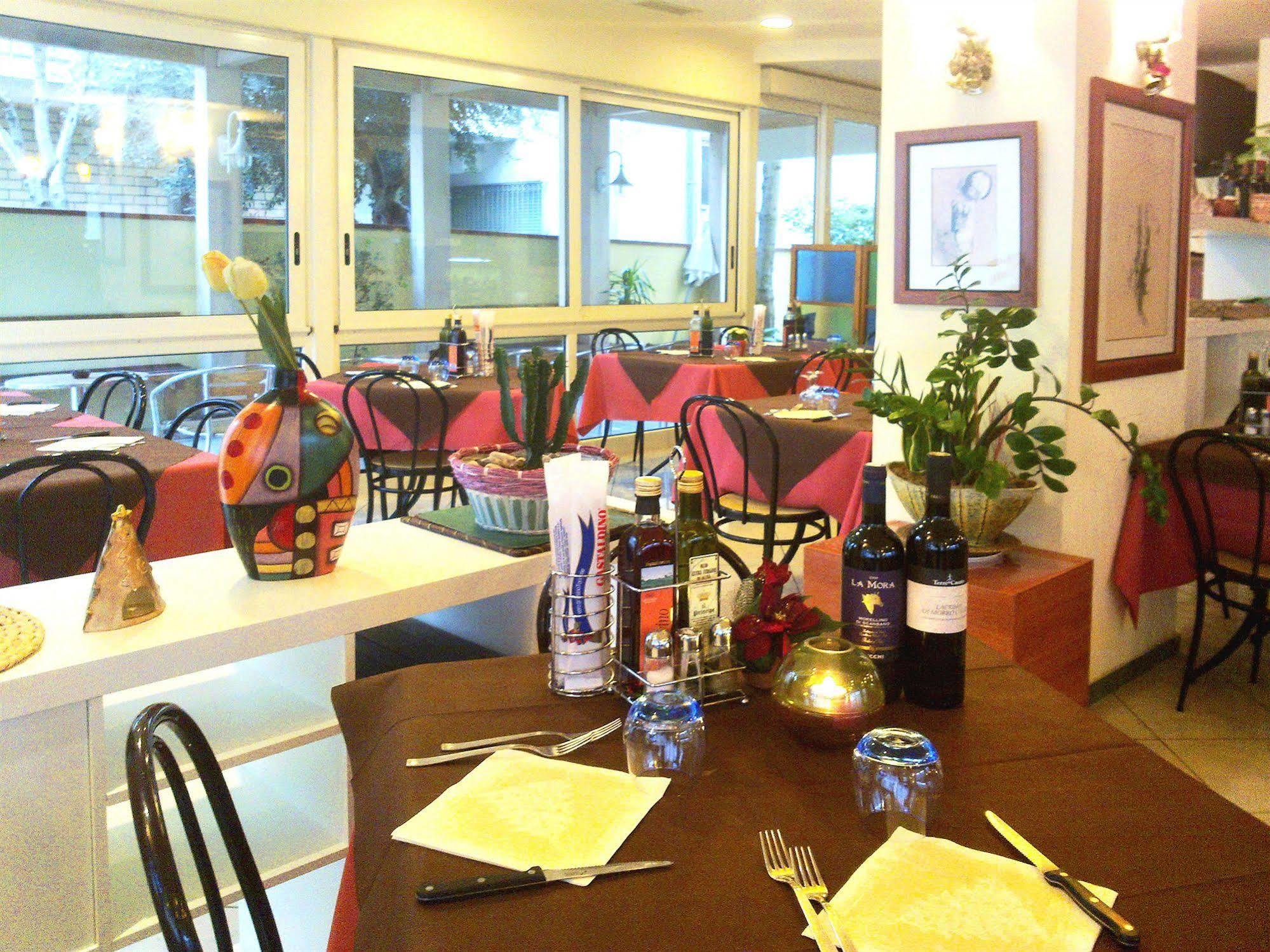 Hotel Locanda Rosy Cattolica Kültér fotó
